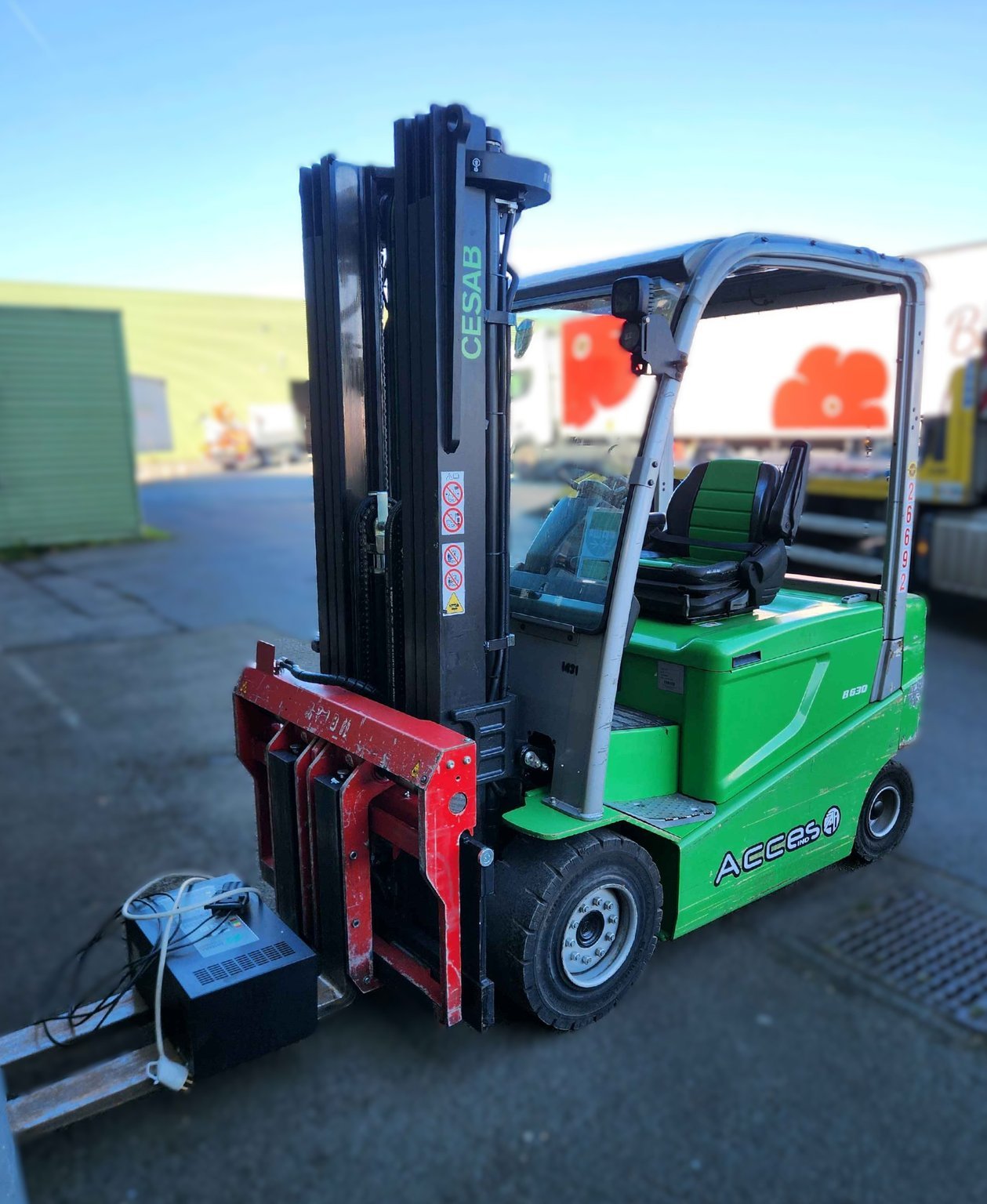 Chariot élévateur frontal CESAB B630