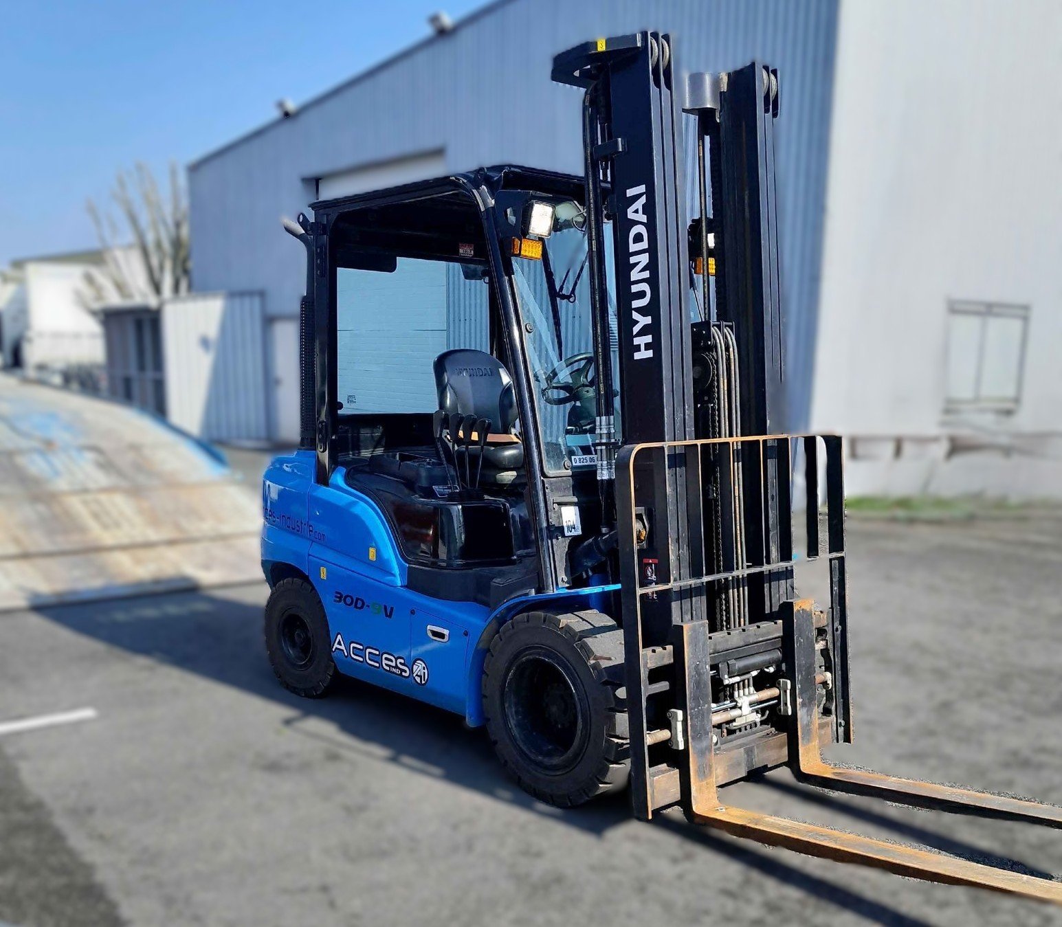 Chariot élévateur frontal - 30D-9V