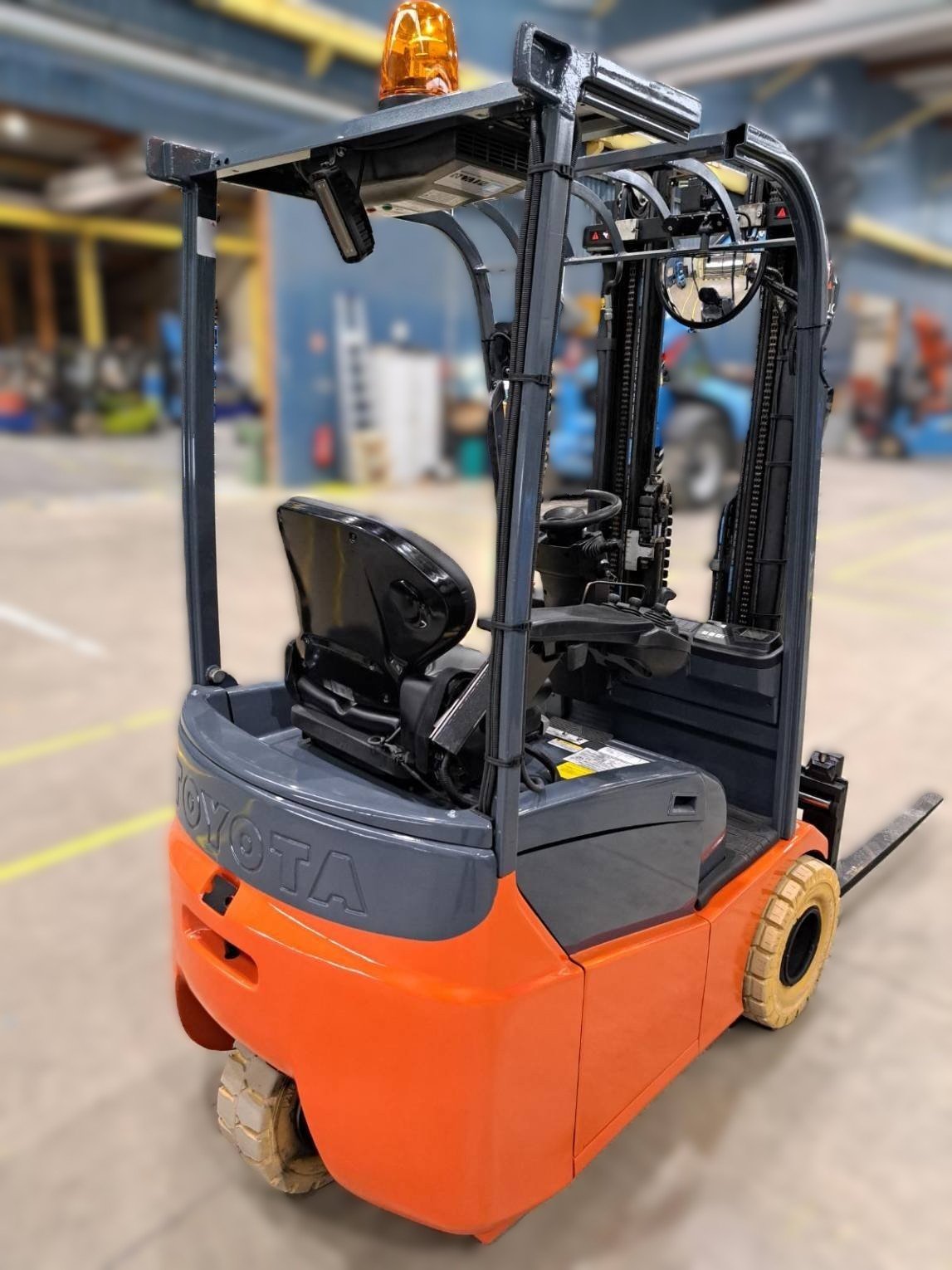 Chariot élévateur frontal - 7FBEST13