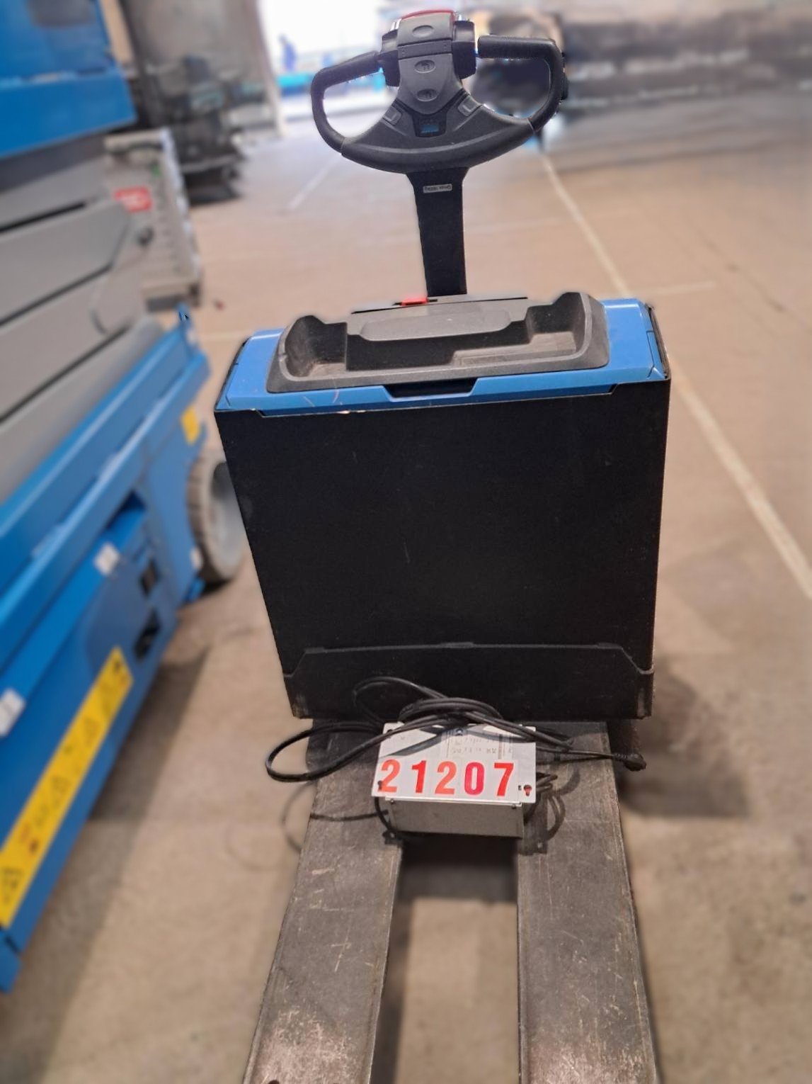 Transpalette électrique CESAB P218