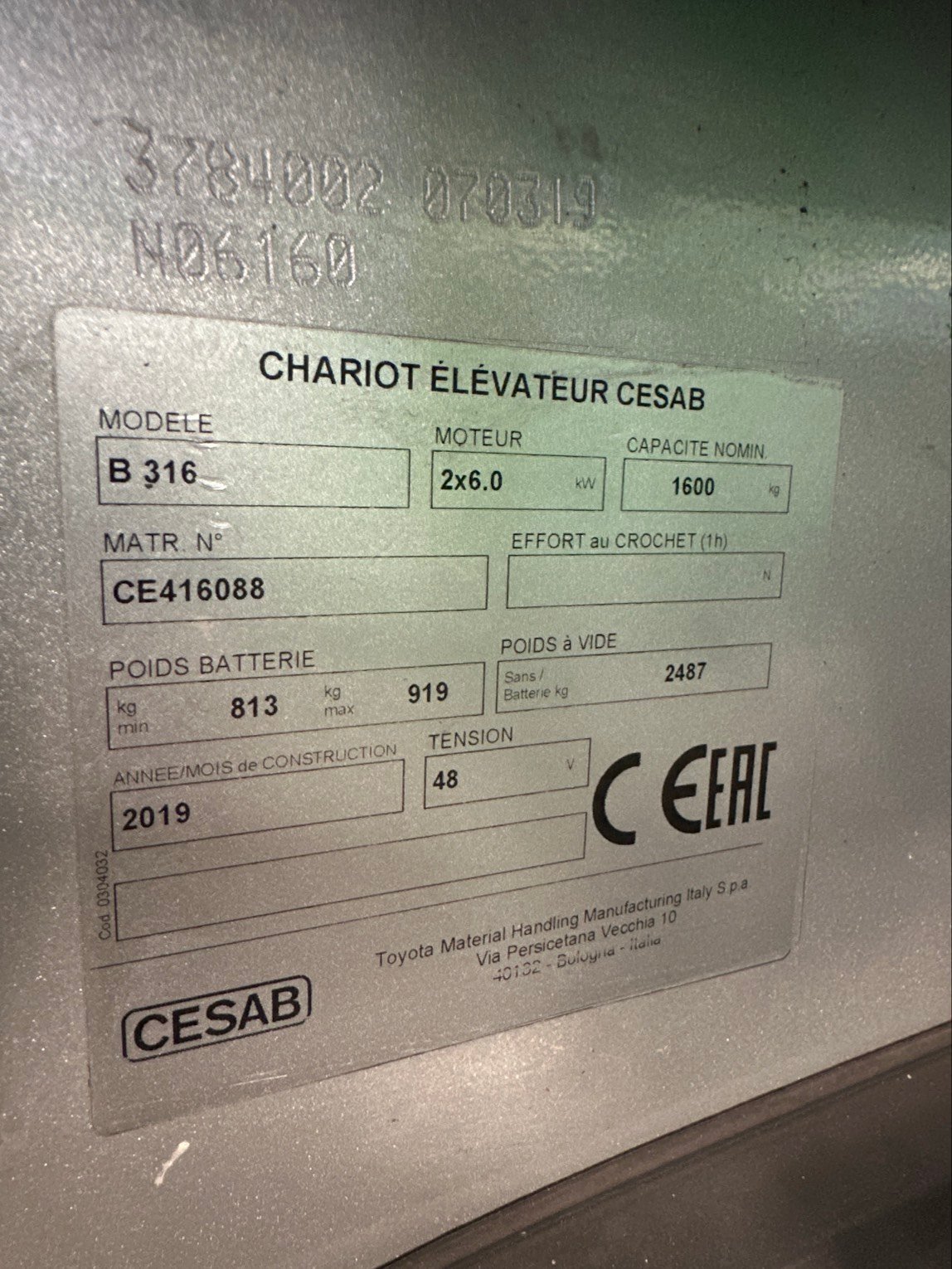 Chariot élévateur frontal CESAB B316