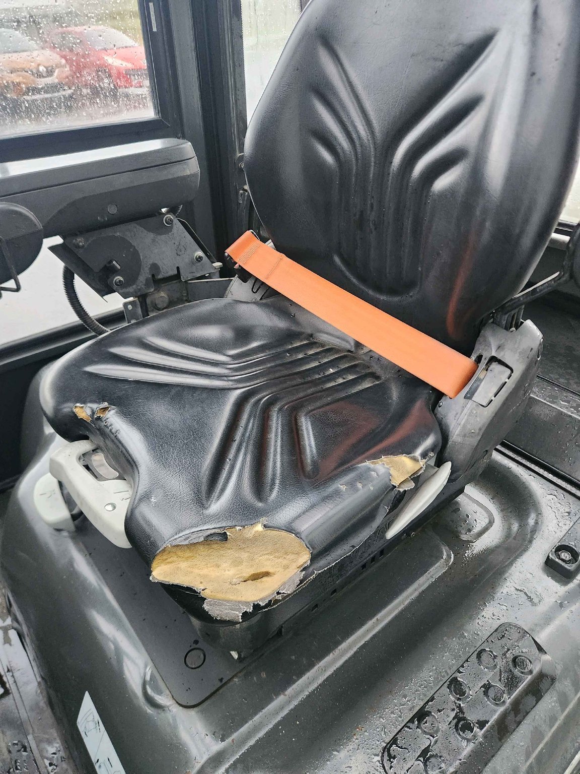 Chariot élévateur frontal UniCarriers DX32D