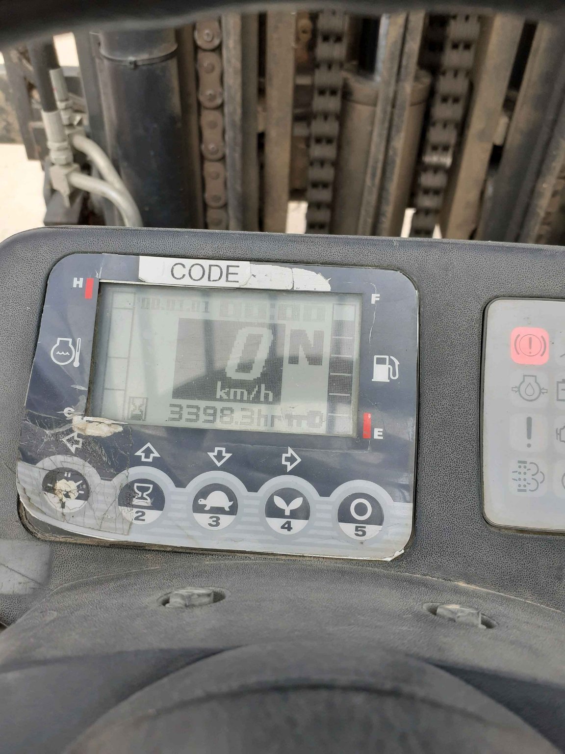 Chariot élévateur frontal UniCarriers GX50D