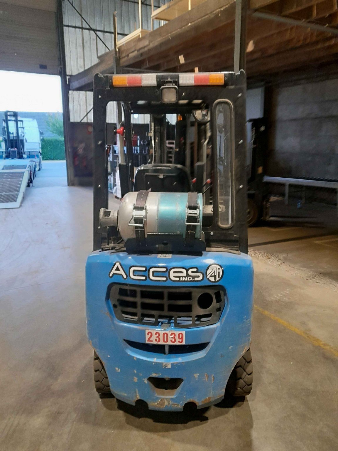 Chariot élévateur frontal Hangcha XF18G