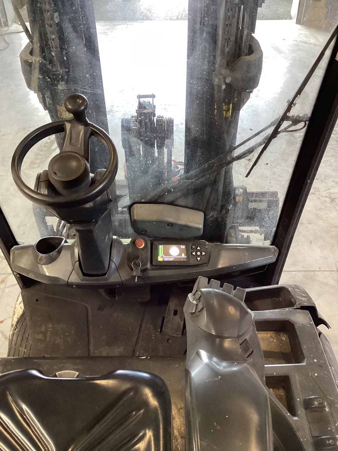 Chariot élévateur frontal UniCarriers MX25