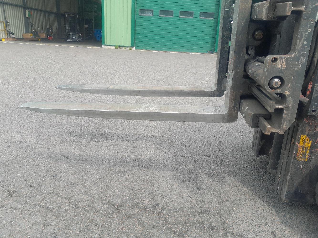 Chariot élévateur frontal UniCarriers MX25