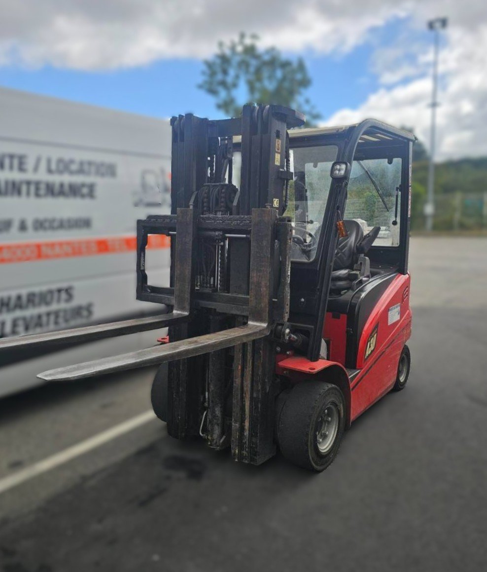 Chariot élévateur frontal Hangcha A4W30