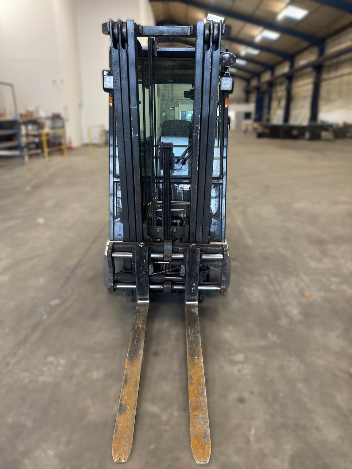 Chariot élévateur frontal UniCarriers TX4-18L