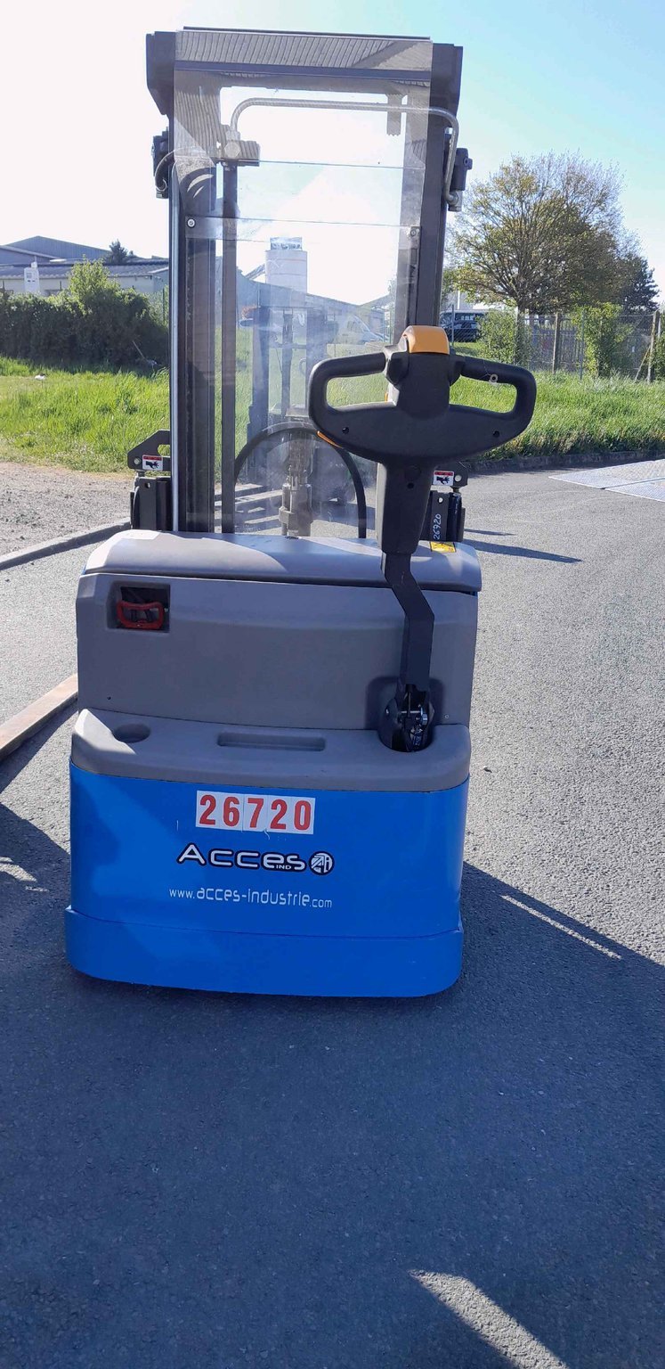 Gerbeur UniCarriers PSH160