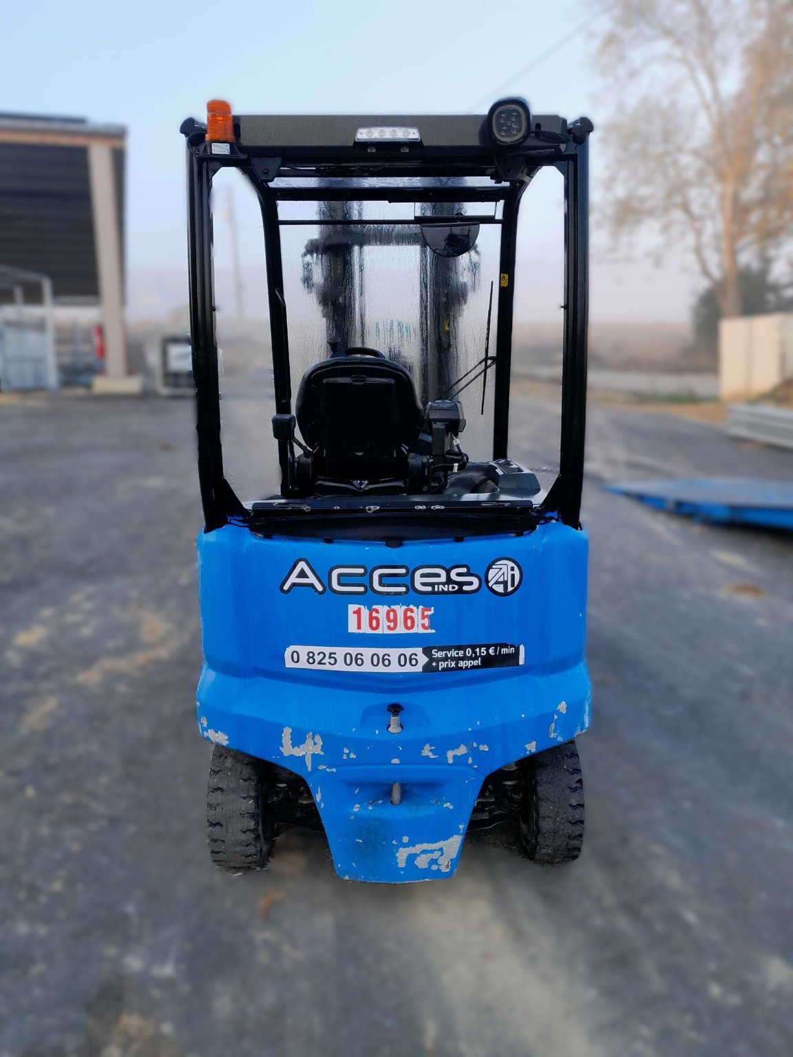 Chariot élévateur frontal - FHB25-F1