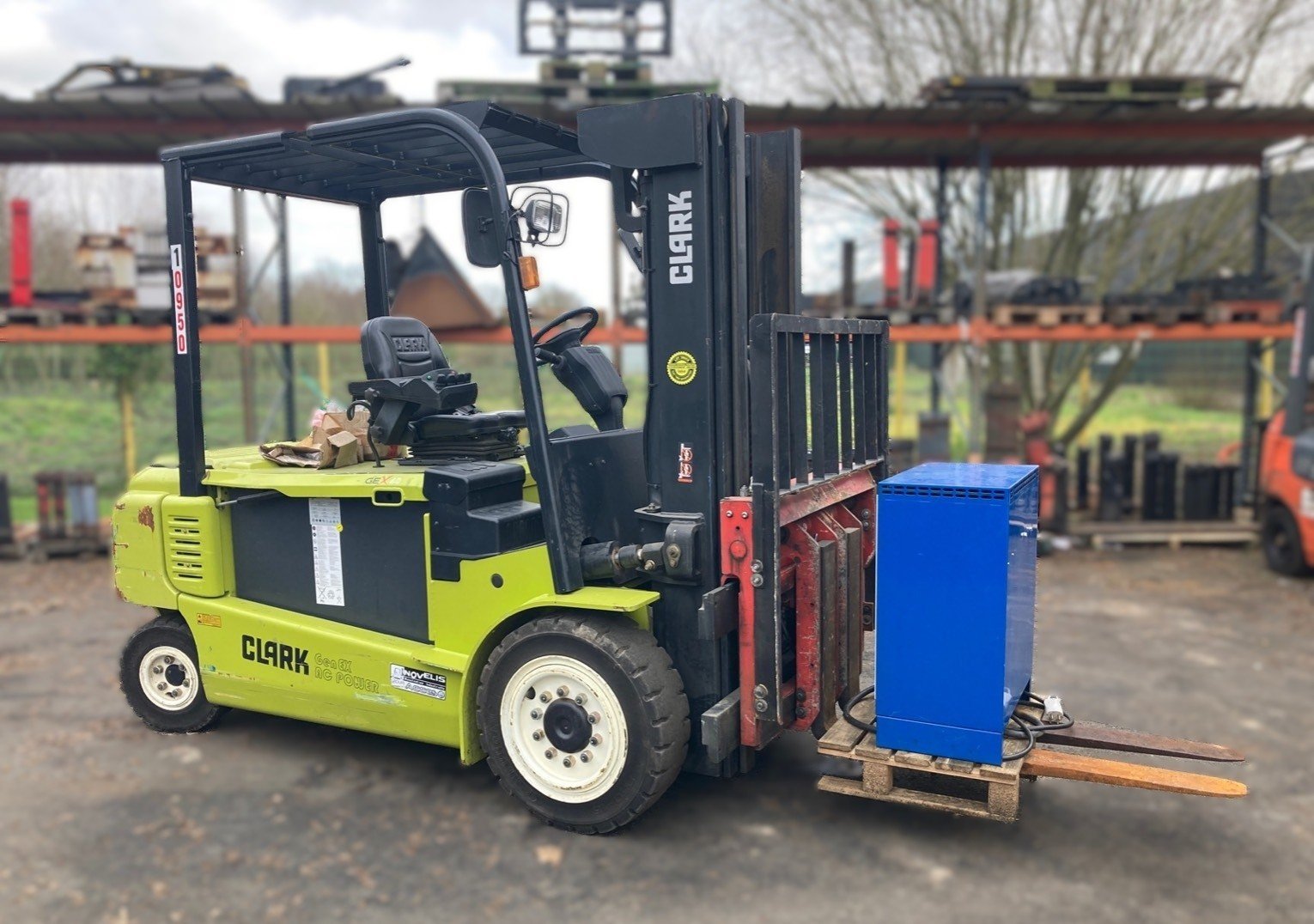 Chariot élévateur frontal Clark GEX40