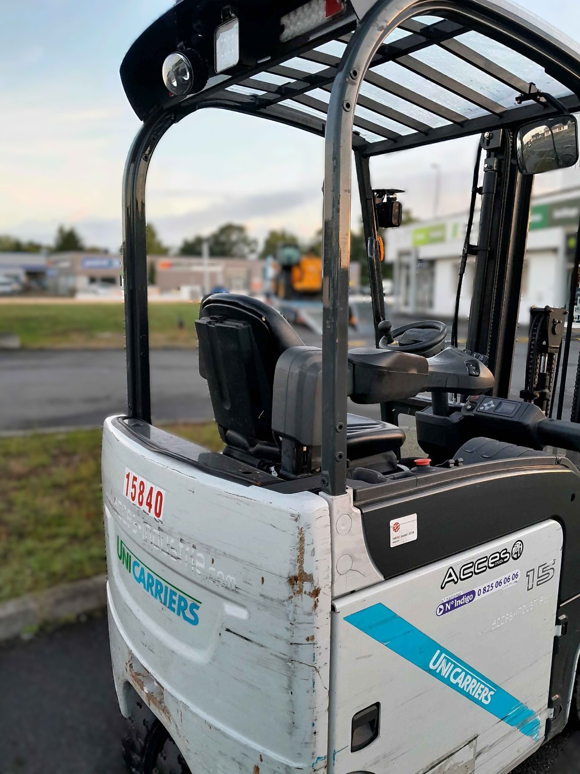 Chariot élévateur frontal UniCarriers AS2N1L15Q