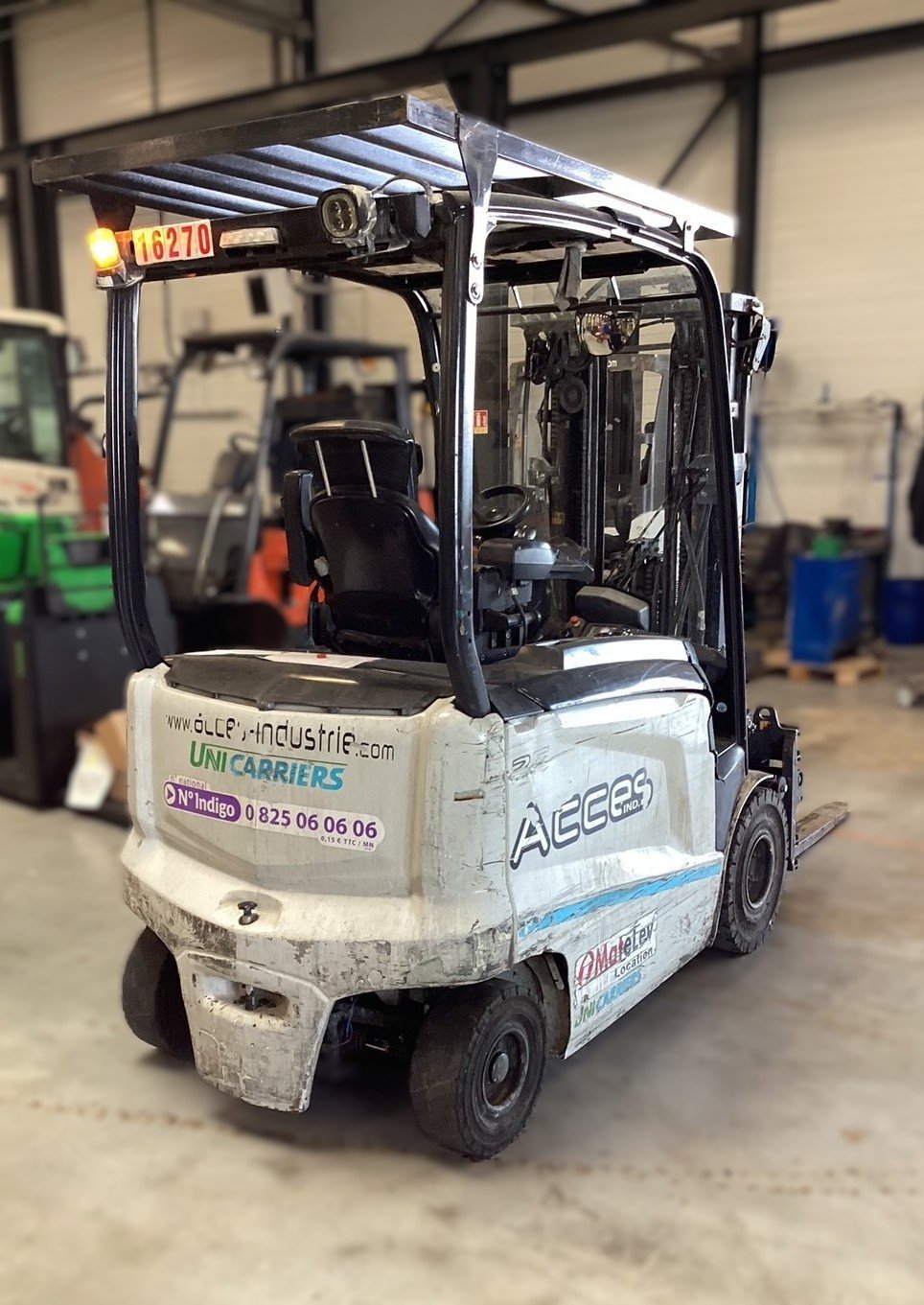 Chariot élévateur frontal - MX25