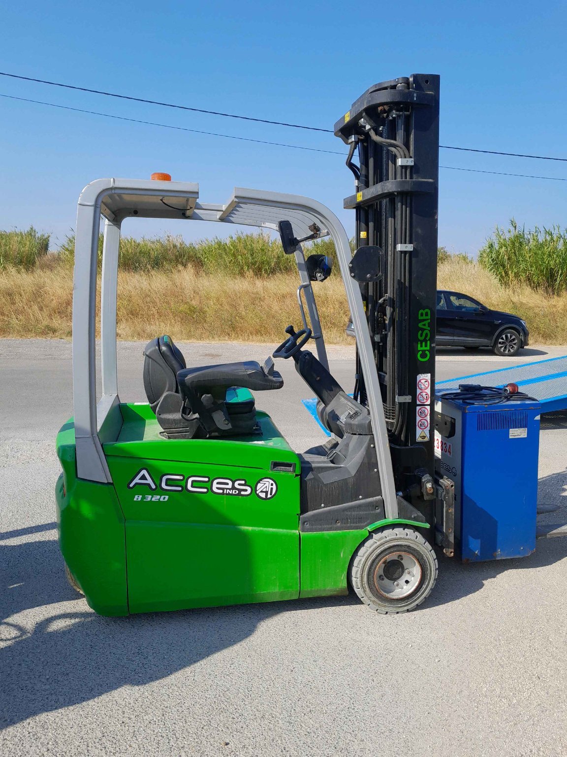 Chariot élévateur frontal CESAB B320