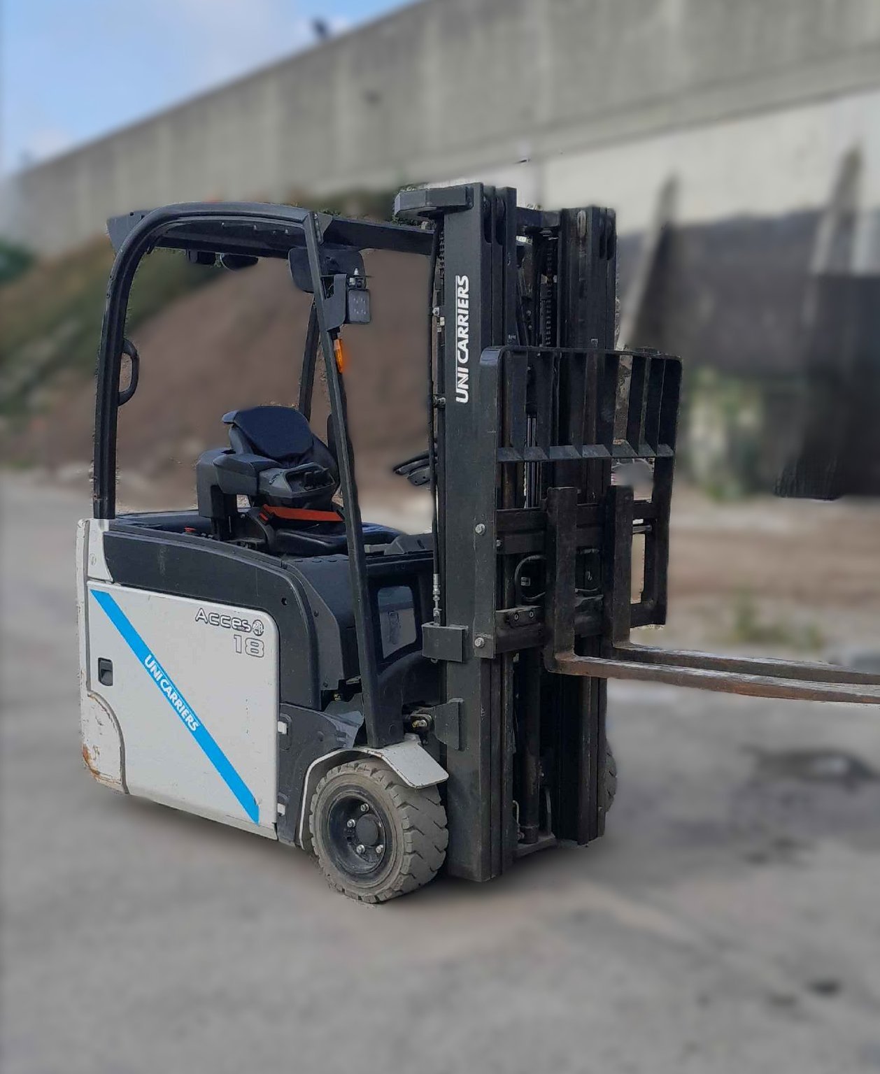 Chariot élévateur frontal UniCarriers A2N1L18Q