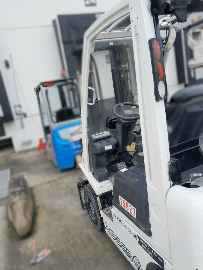 Chariot élévateur frontal Nissan P1D1A18LQ