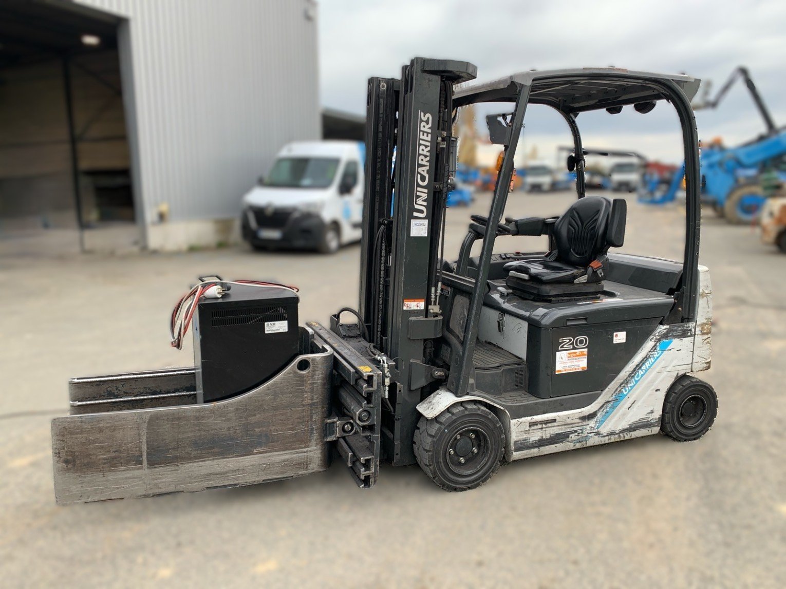 Chariot élévateur frontal UniCarriers TX4-20L