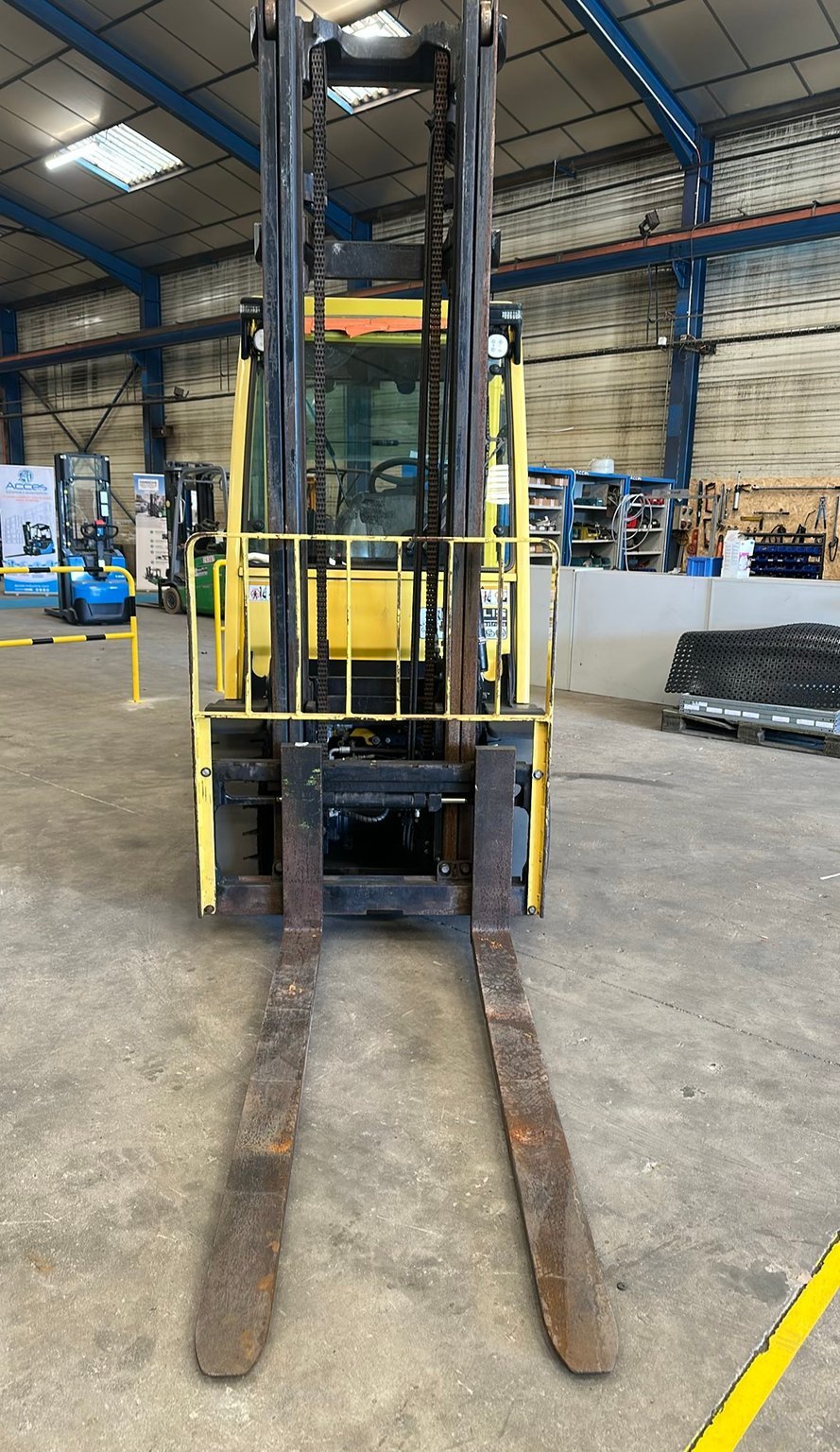 Chariot élévateur frontal - H30FT 