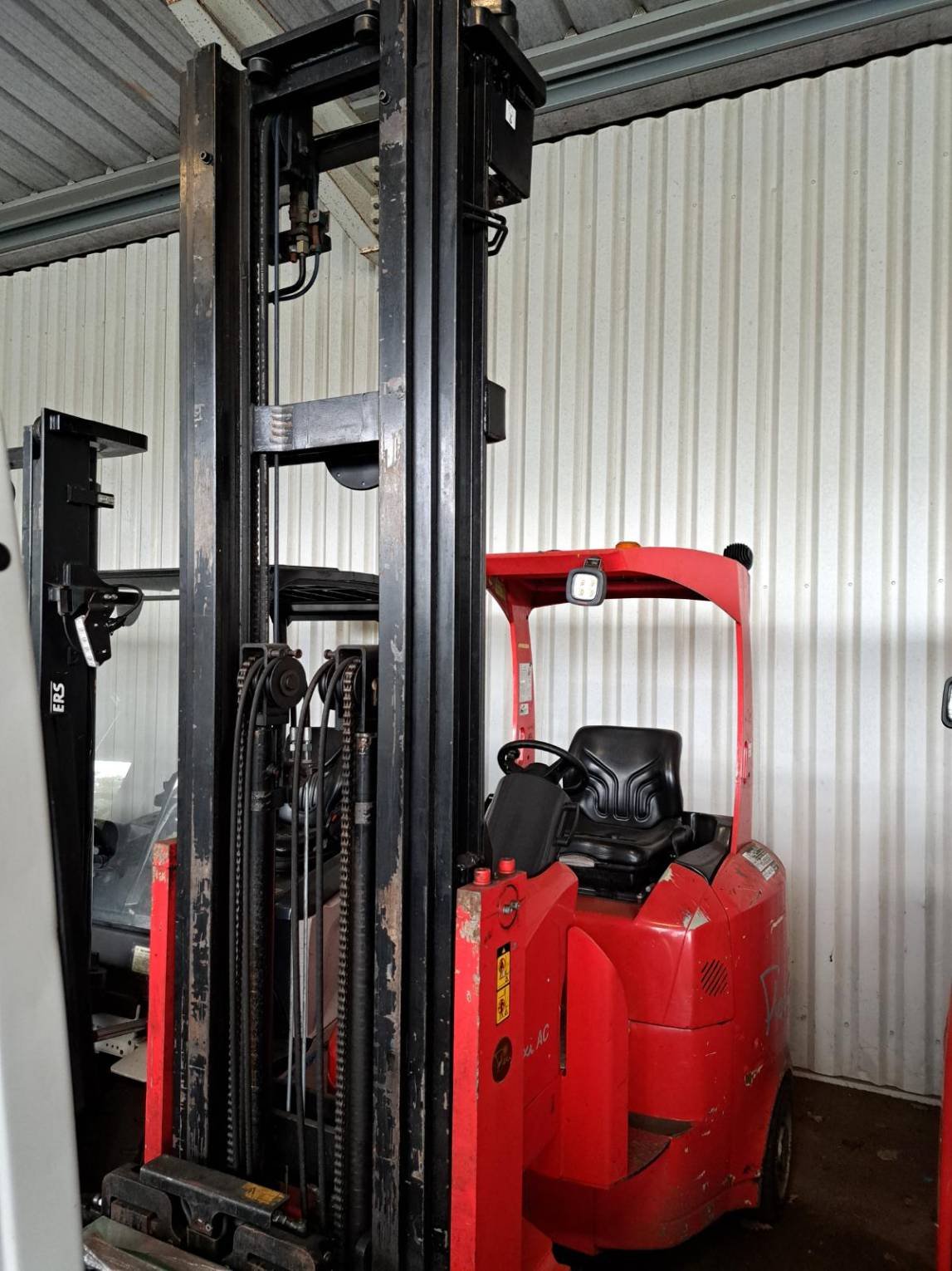 Chariot articulé Narrow Aisle FLEXI AC1200