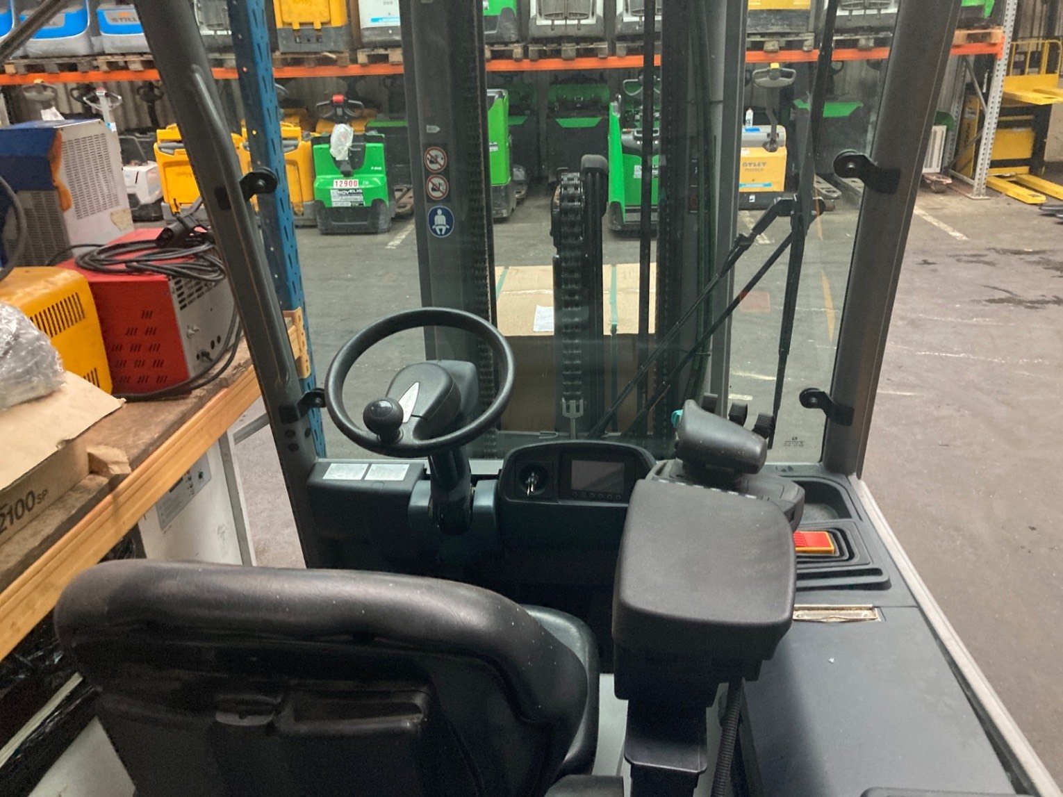 Chariot élévateur frontal Jungheinrich EFG430