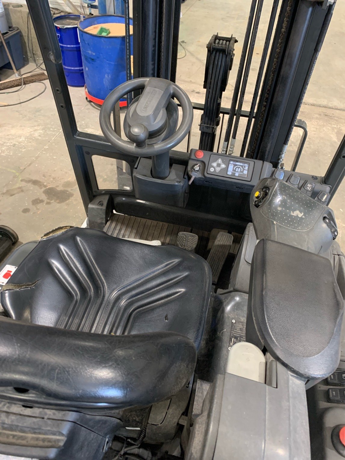 Chariot élévateur frontal UniCarriers TX3-15S