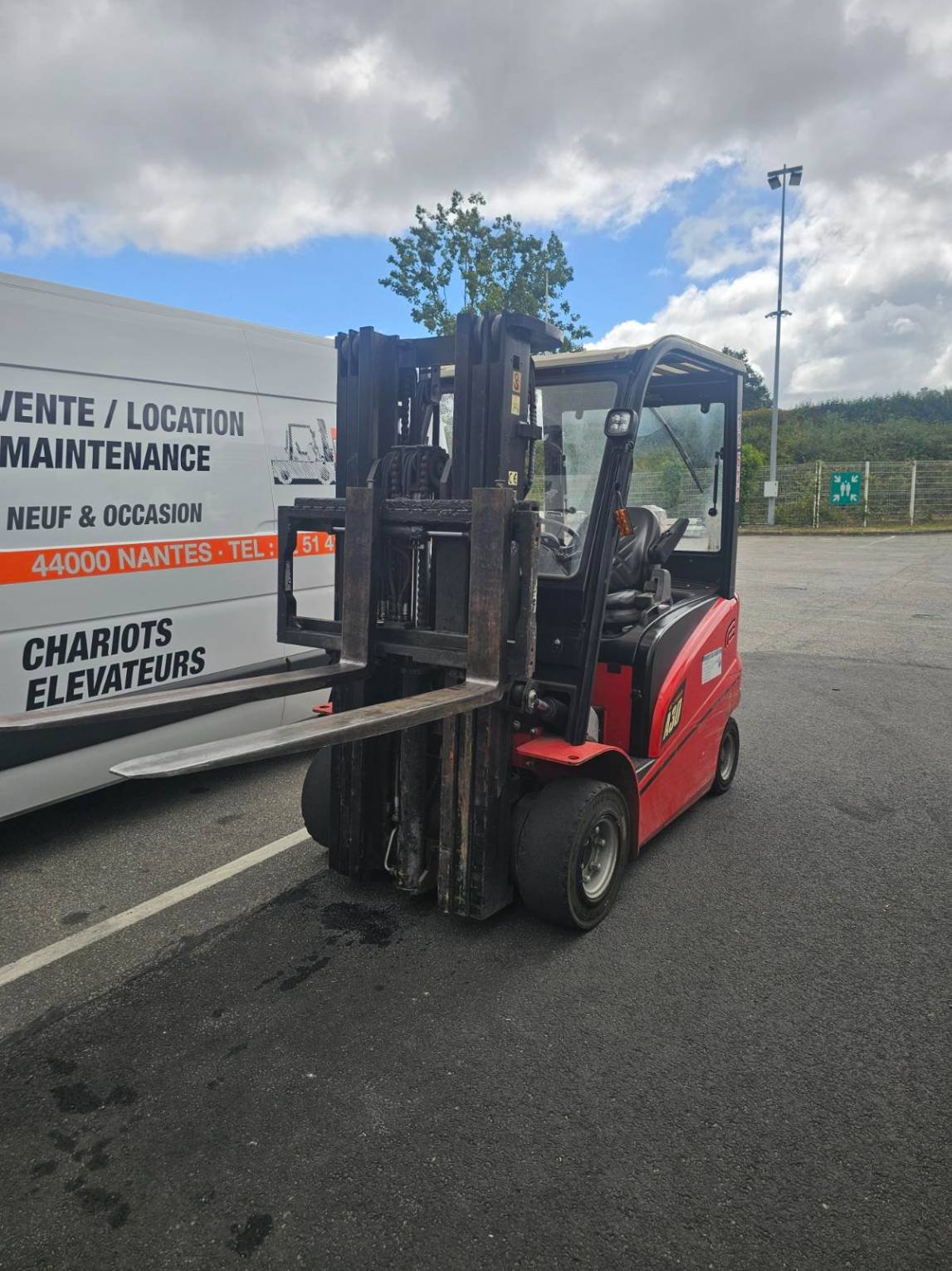Chariot élévateur frontal - A4W30