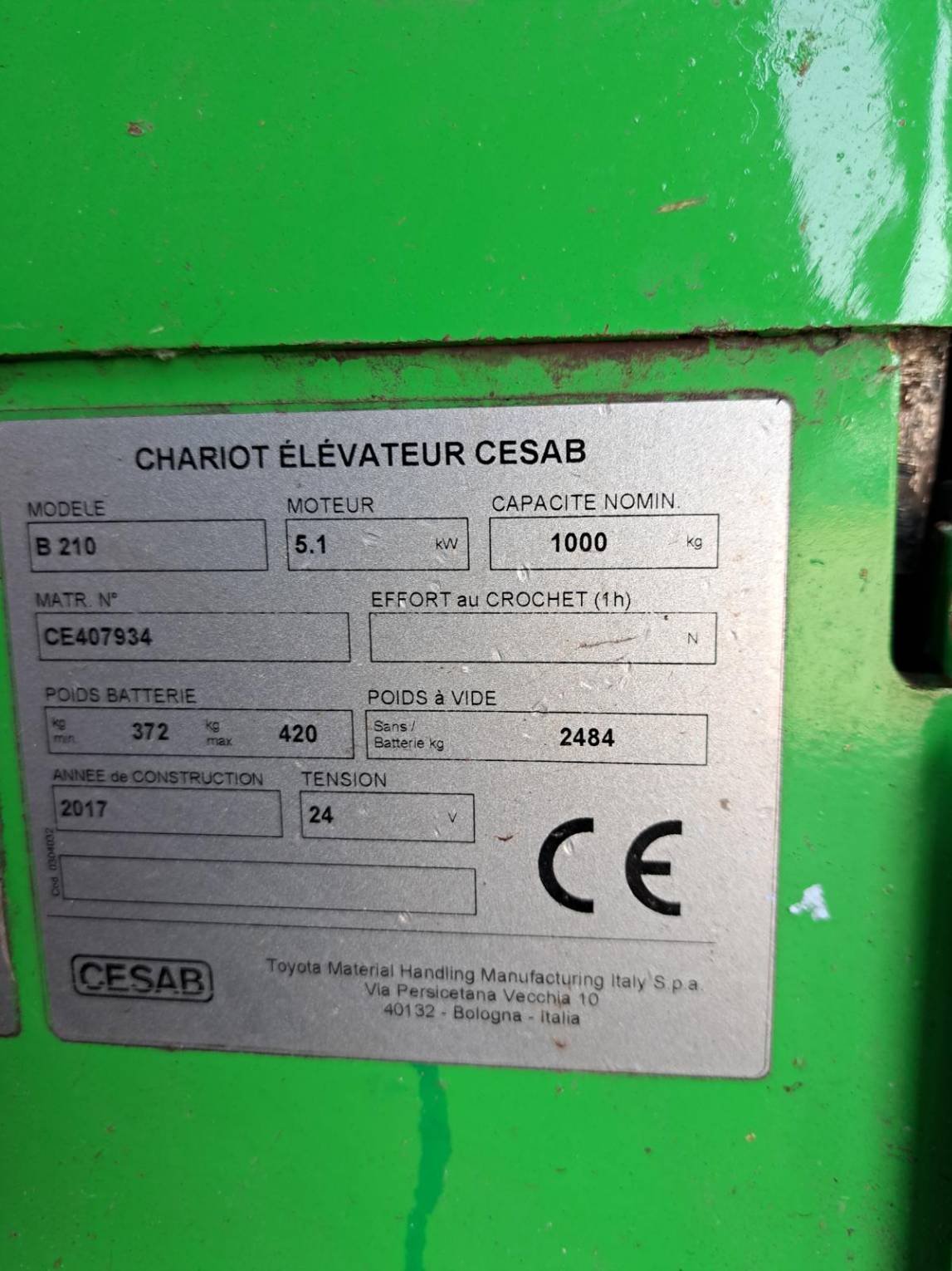 Chariot élévateur frontal CESAB B210