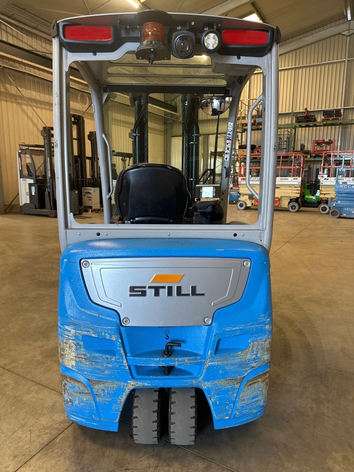 Chariot élévateur frontal STILL RX20-16