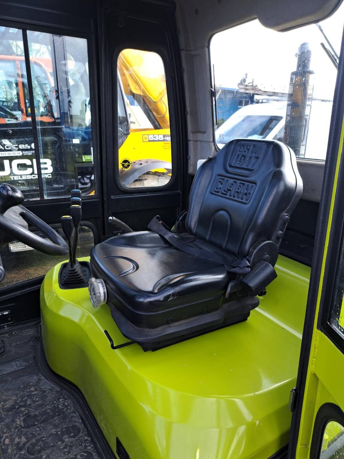 Chariot élévateur frontal Clark C55SD