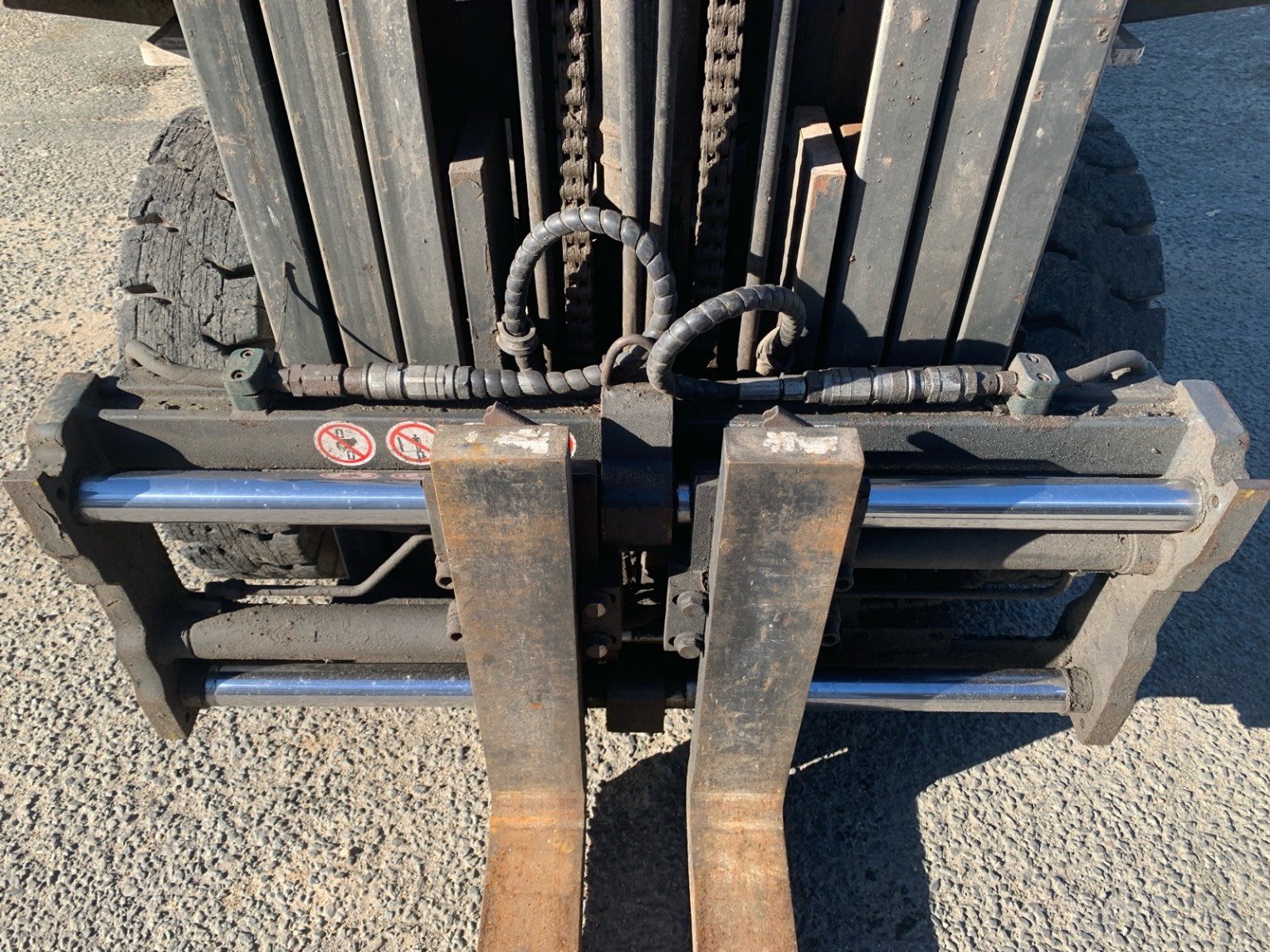 Chariot élévateur frontal UniCarriers DX20D