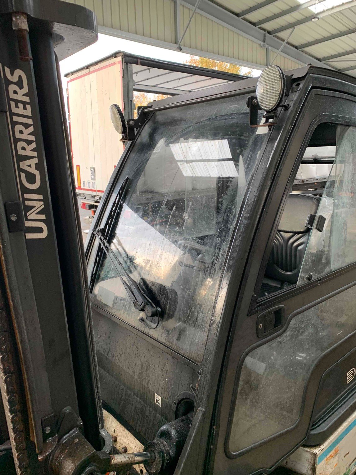 Chariot élévateur frontal UniCarriers DX30D