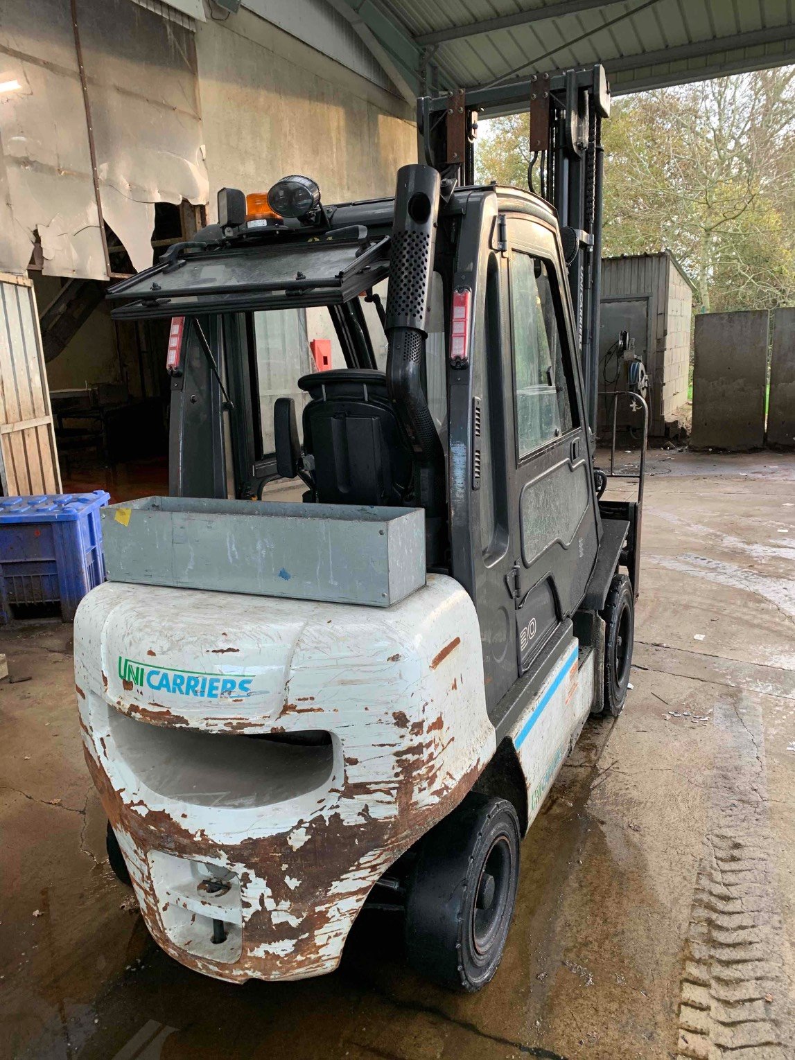 Chariot élévateur frontal UniCarriers DX30D