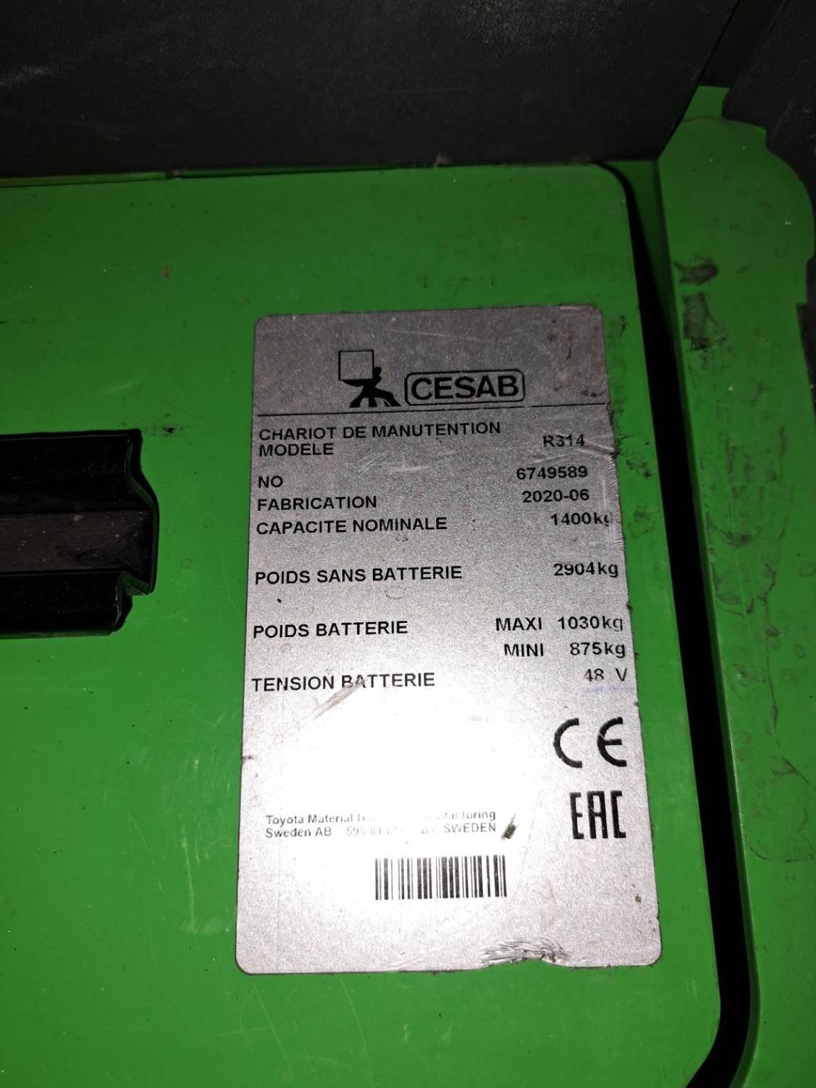 Chariot à mât rétractable CESAB R314
