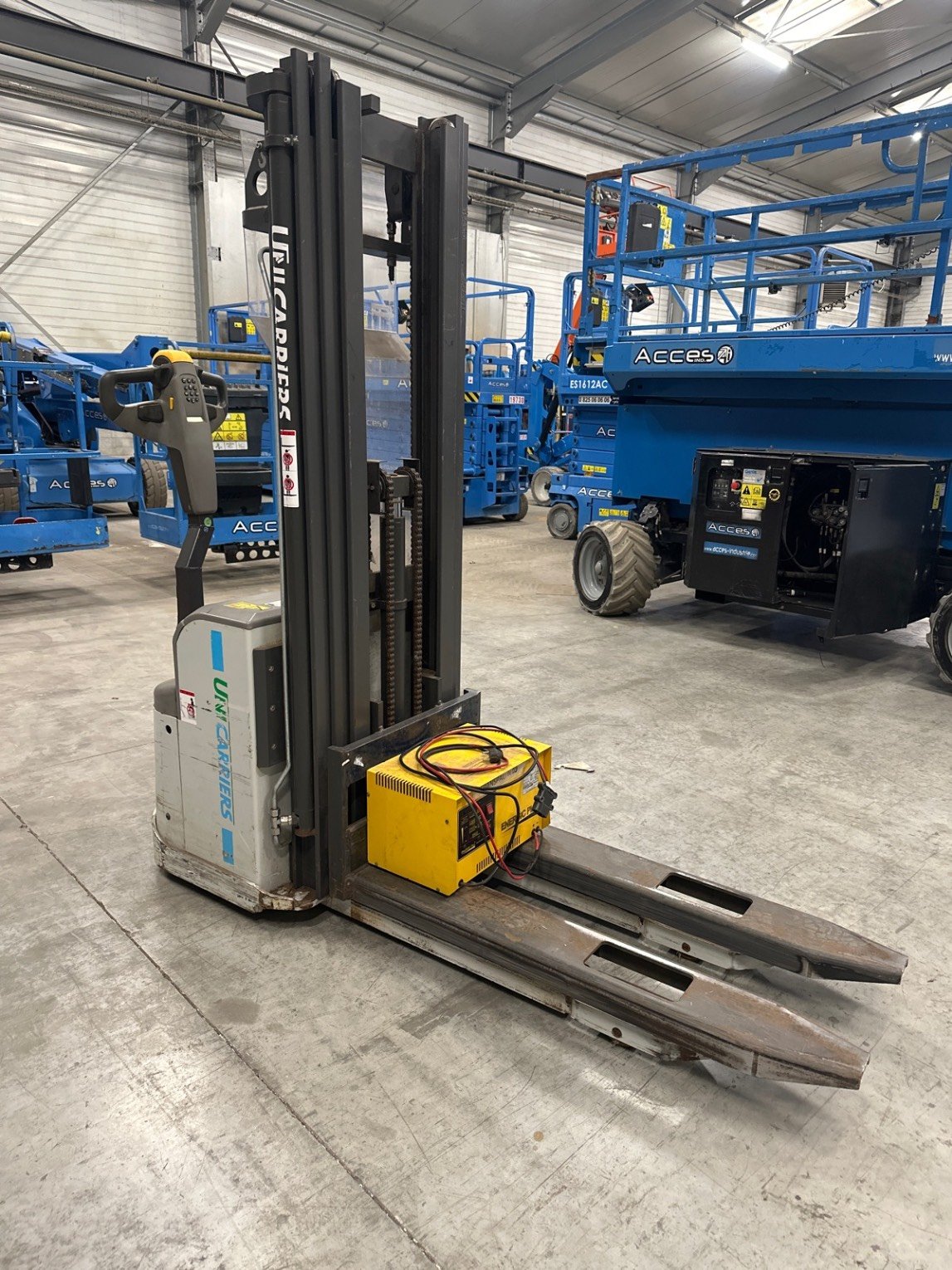 Gerbeur UniCarriers PS125