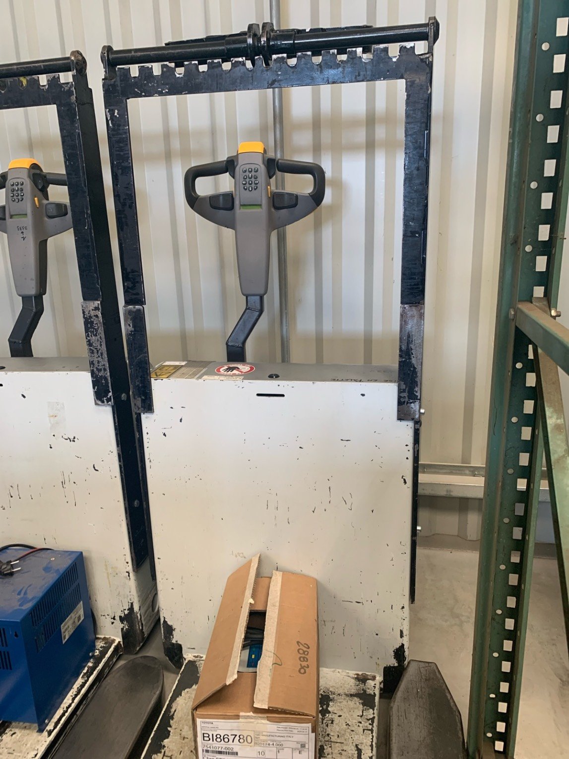 Transpalette électrique UniCarriers PLL200