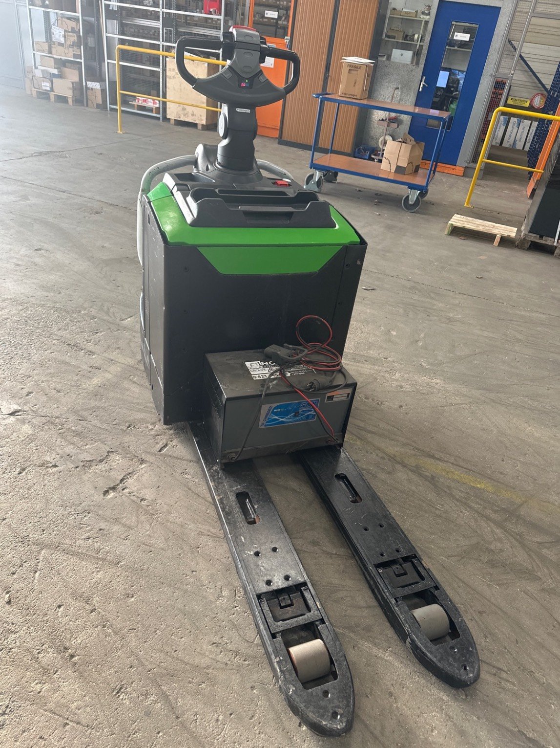 Transpalette électrique CESAB P322