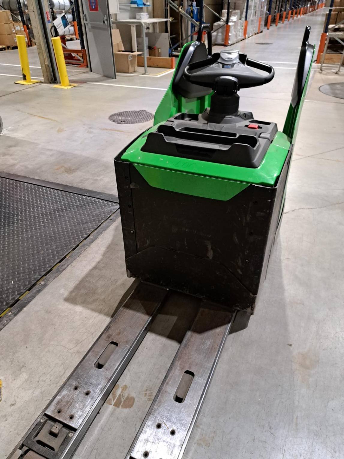 Transpalette électrique CESAB P320