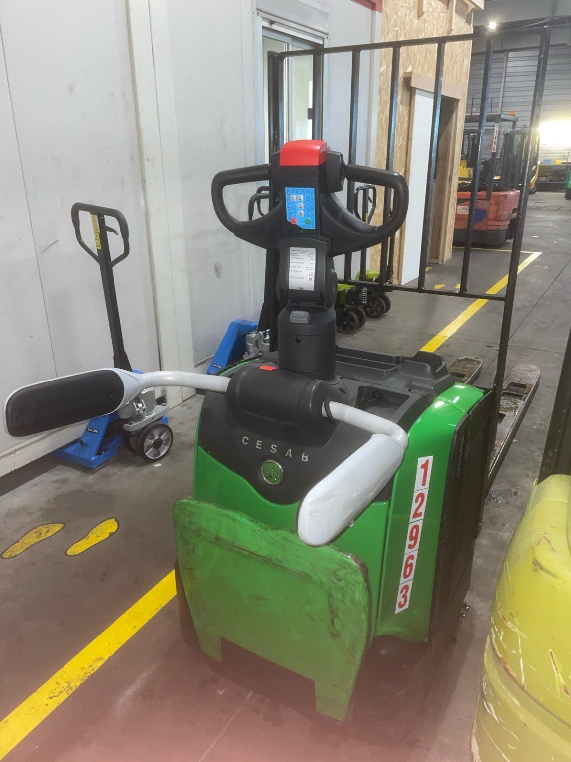 Transpalette électrique CESAB P320