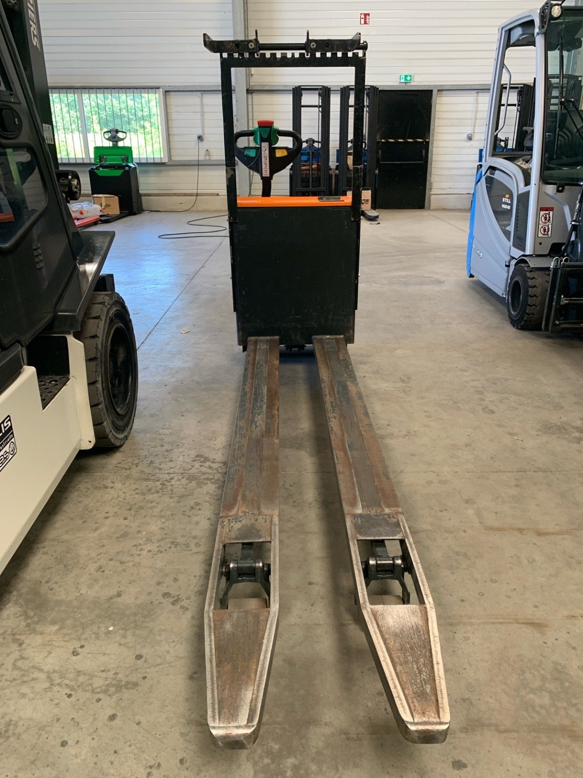 Transpalette électrique Doosan BPL18S-7