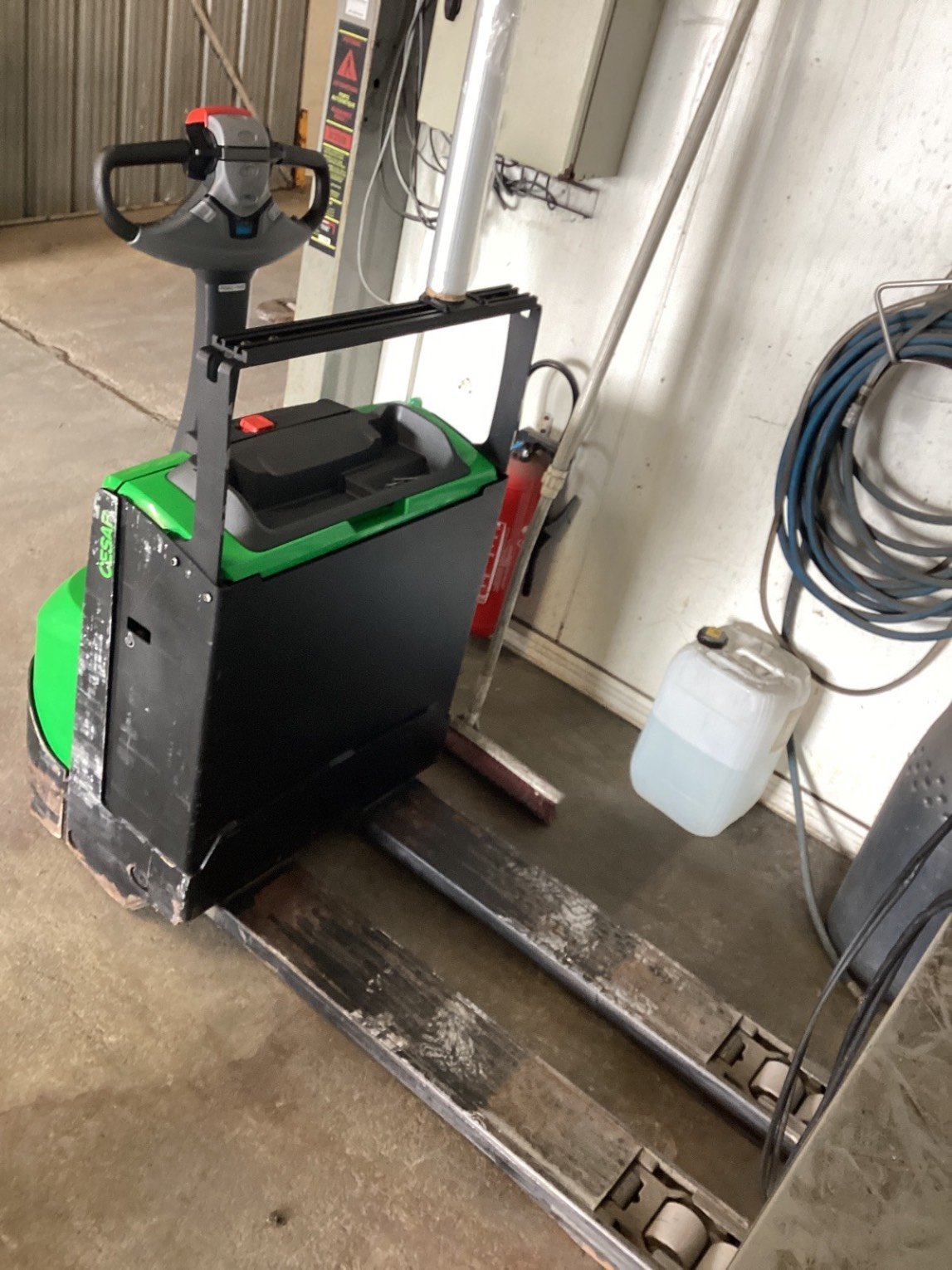 Transpalette électrique CESAB P220