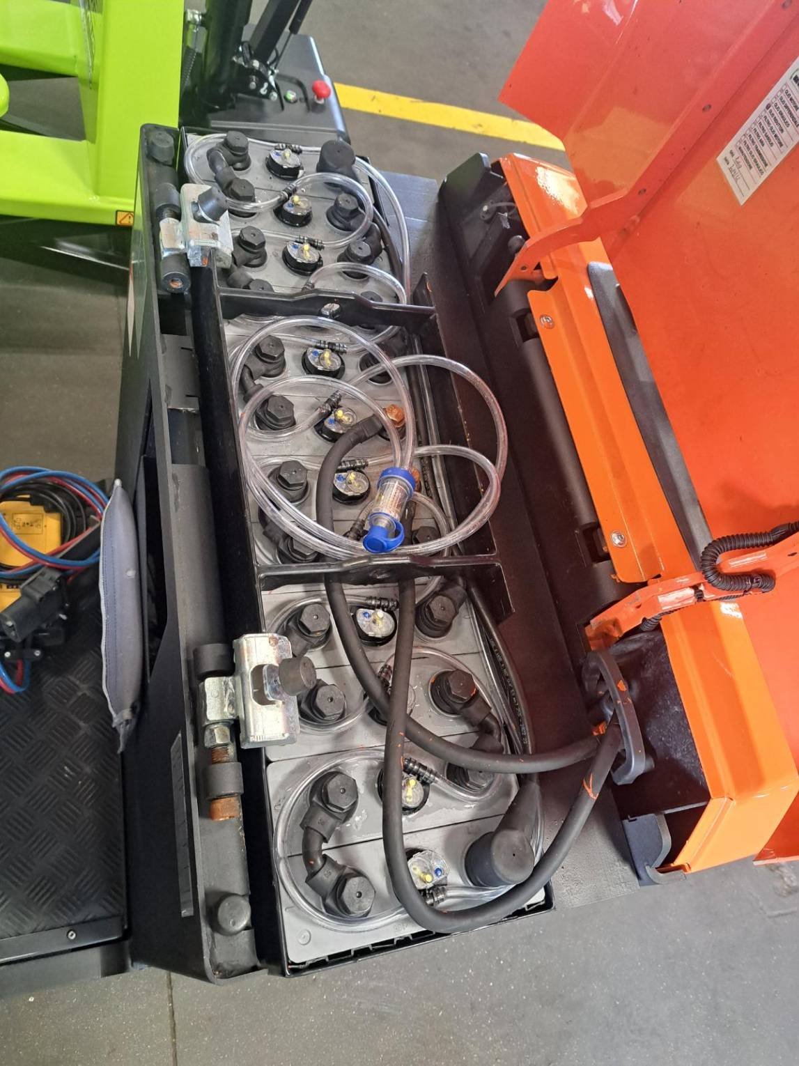 Tracteur industriel BT TSE300