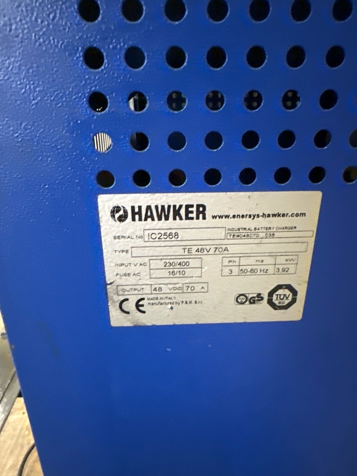 Chariot à mât rétractable UniCarriers UMS160