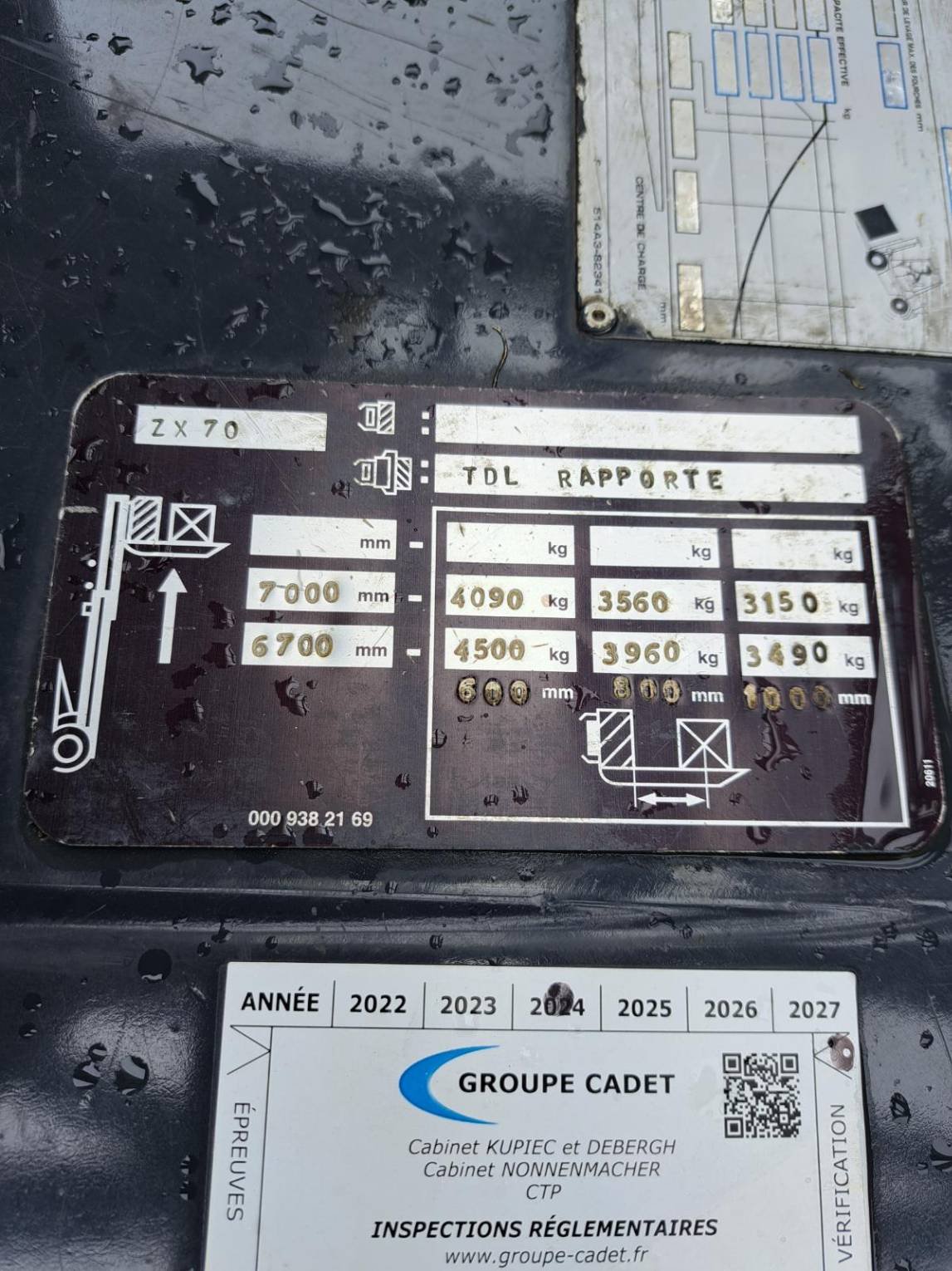 Chariot élévateur frontal UniCarriers FD70-3